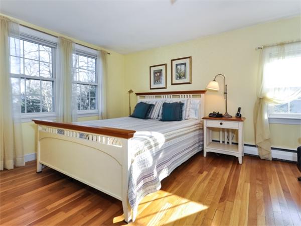 14 Barrett Street Needham, MA 02492 - Photo 11 of 17 Gallery Image 11