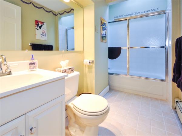 14 Barrett Street Needham, MA 02492 - Photo 10 of 17 Gallery Image 10
