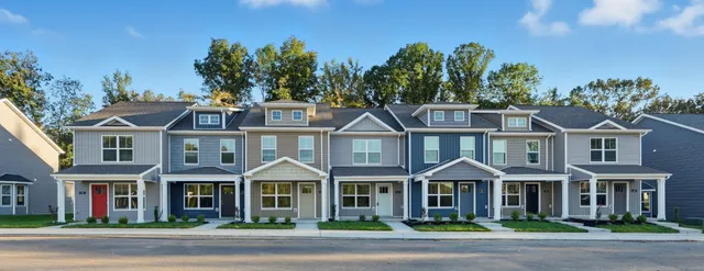 $215,900 | 127 Quarry Point Drive, Unit C127, Clarksville, TN 37043