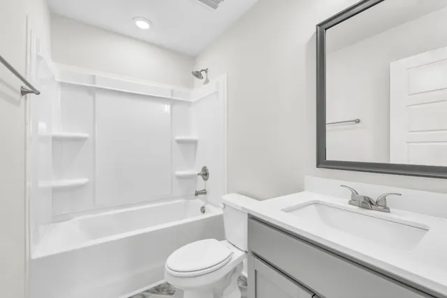 $215,900 | 127 Quarry Point Drive, Unit C127, Clarksville, TN 37043