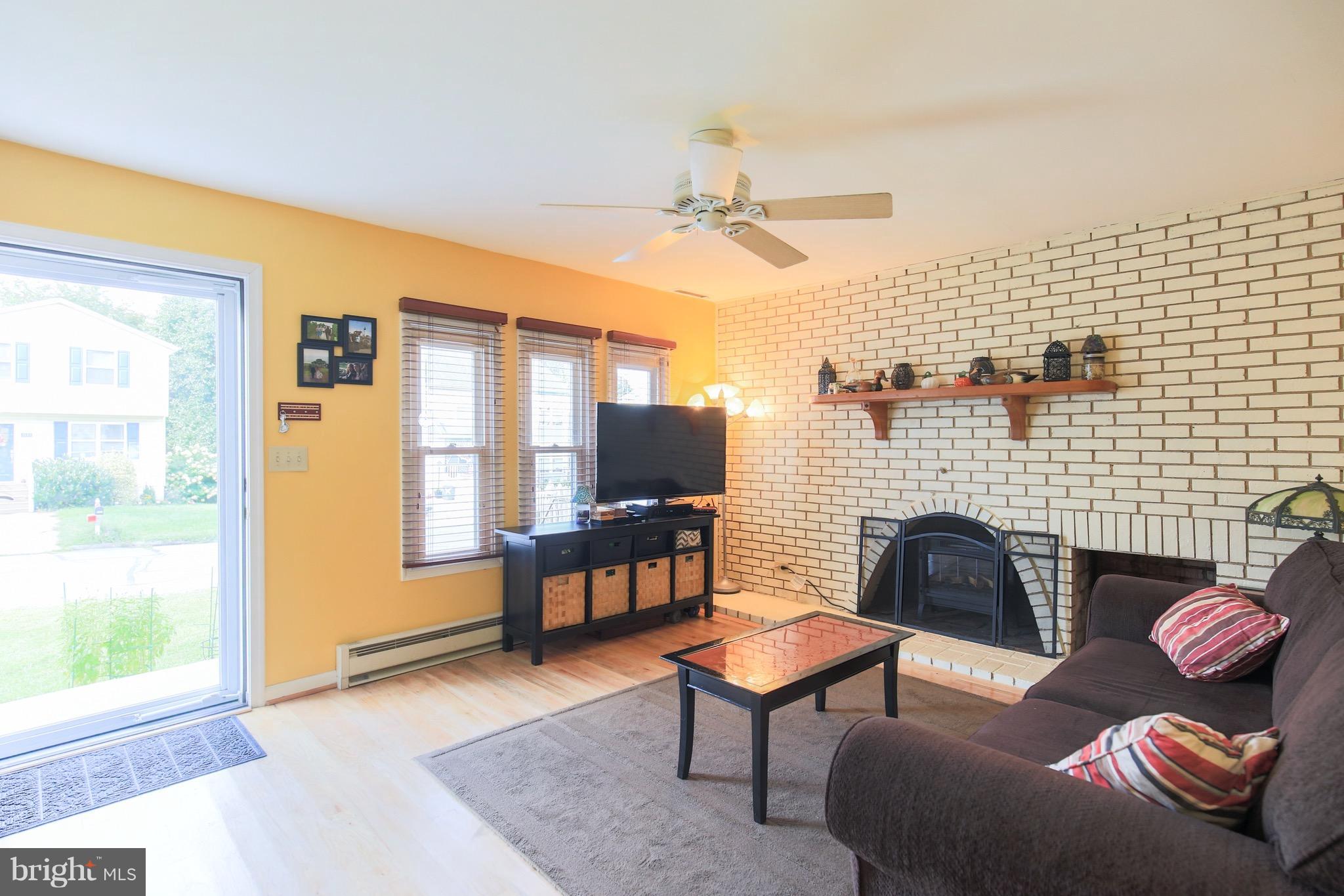 1509 Bishop Road Edgewater, MD 21037 - Photo 15 of 24 Nice bright family room