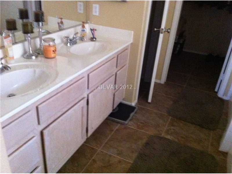 5109 Ruffled Grouse Court Las Vegas, NV 89130 - Photo 10 of 18 Master Bath/Spa.