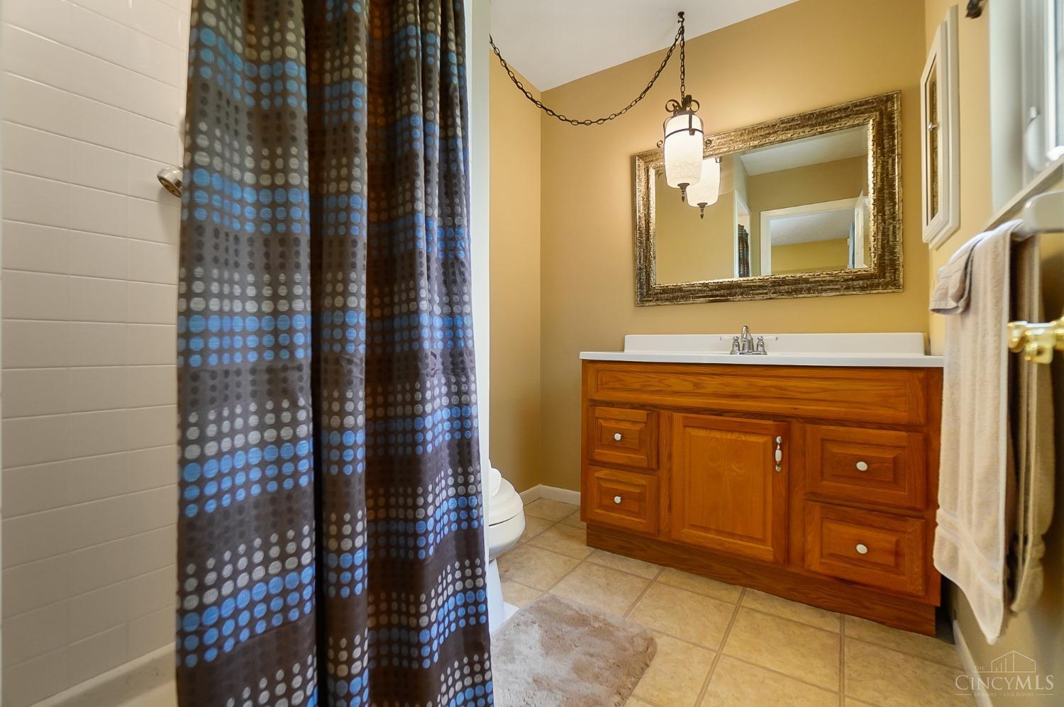 5429 Bibury Road Fairfield, OH 45014 - Photo 18 of 37 Gallery Image 18