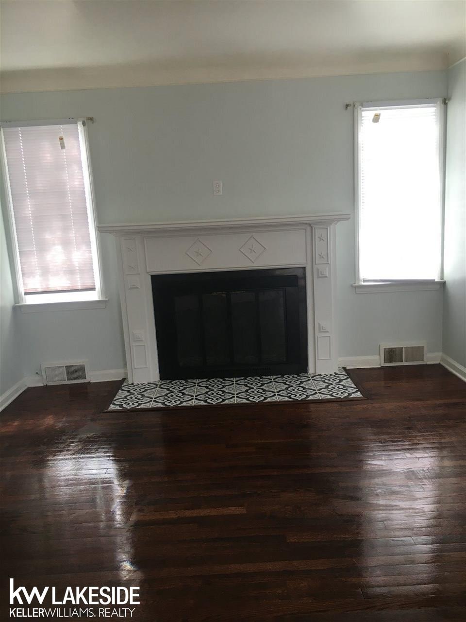 14902 Bringard Drive Detroit, MI 48205 - Photo 9 of 10 50003094-8.JPG