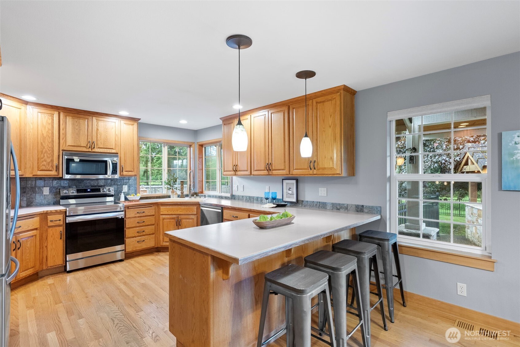 20460 Noll Road Northeast Poulsbo, WA 98370 - Photo 15 of 40 Gallery Image 15