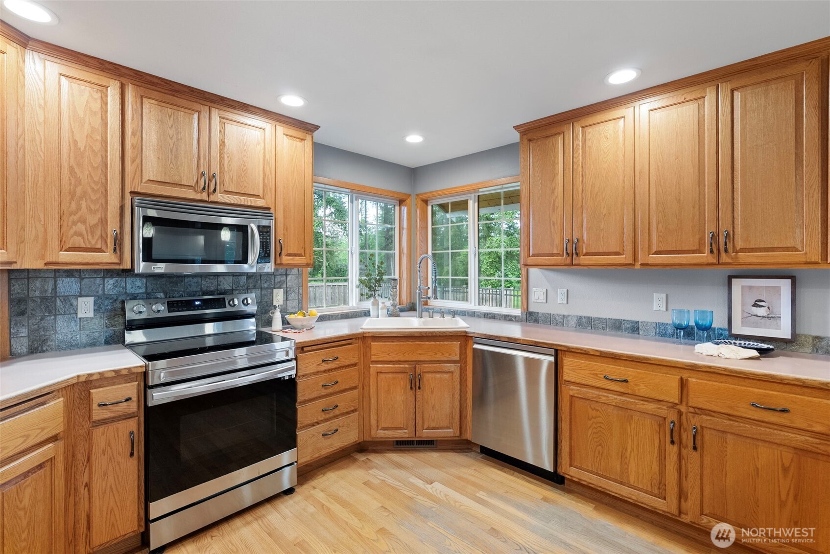 20460 Noll Road Northeast Poulsbo, WA 98370 - Photo 16 of 40 Gallery Image 16
