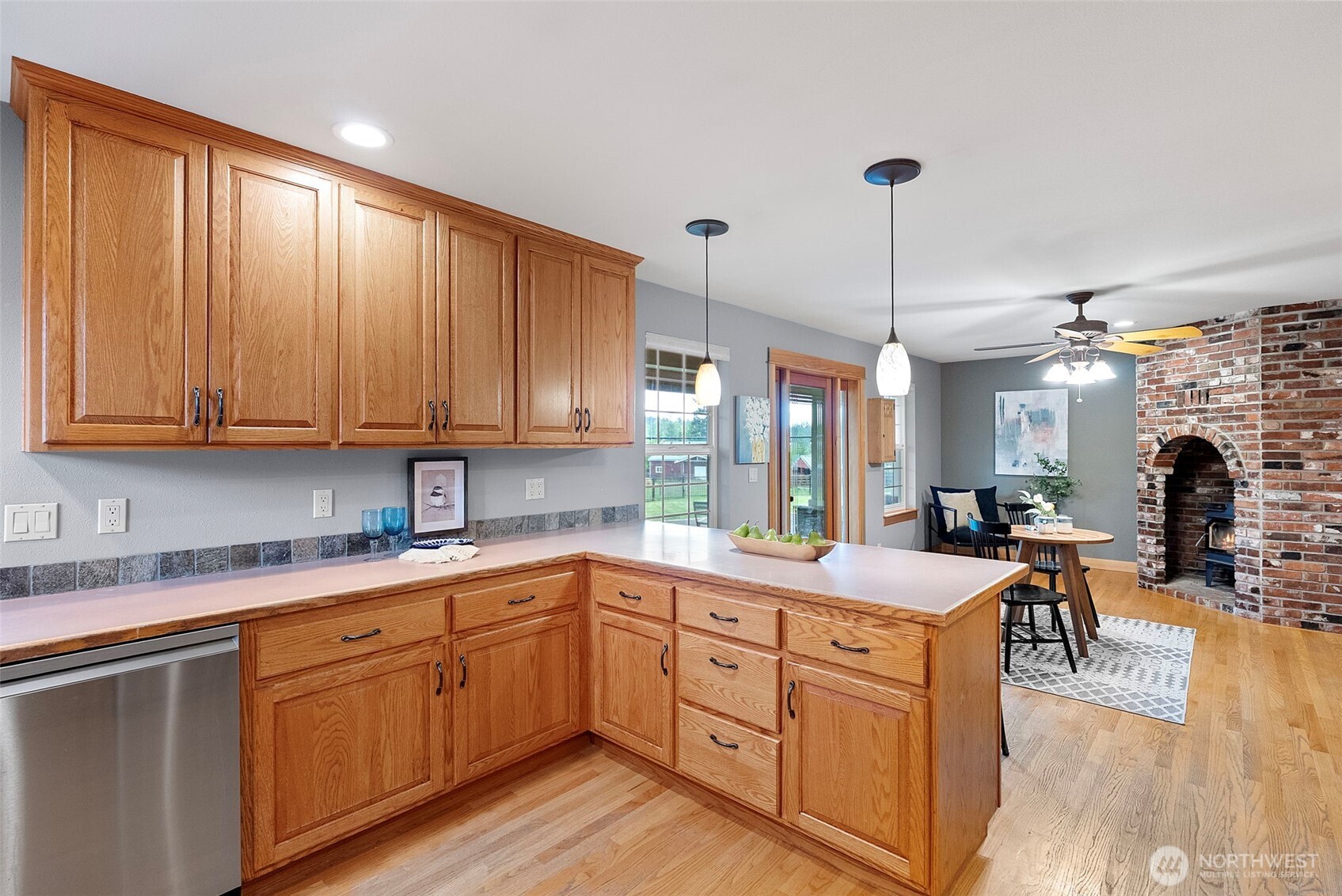 20460 Noll Road Northeast Poulsbo, WA 98370 - Photo 17 of 40 Gallery Image 17
