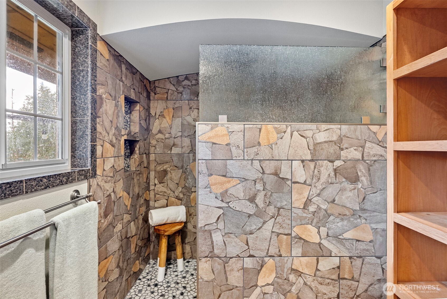 20460 Noll Road Northeast Poulsbo, WA 98370 - Photo 23 of 40 Gallery Image 23