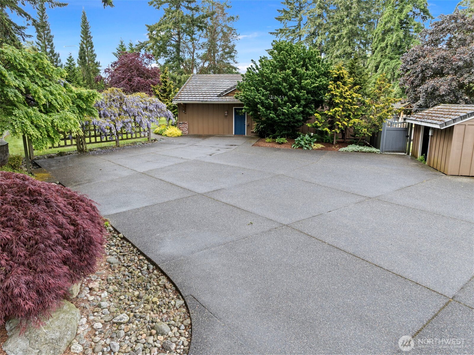 20460 Noll Road Northeast Poulsbo, WA 98370 - Photo 7 of 40 Gallery Image 7