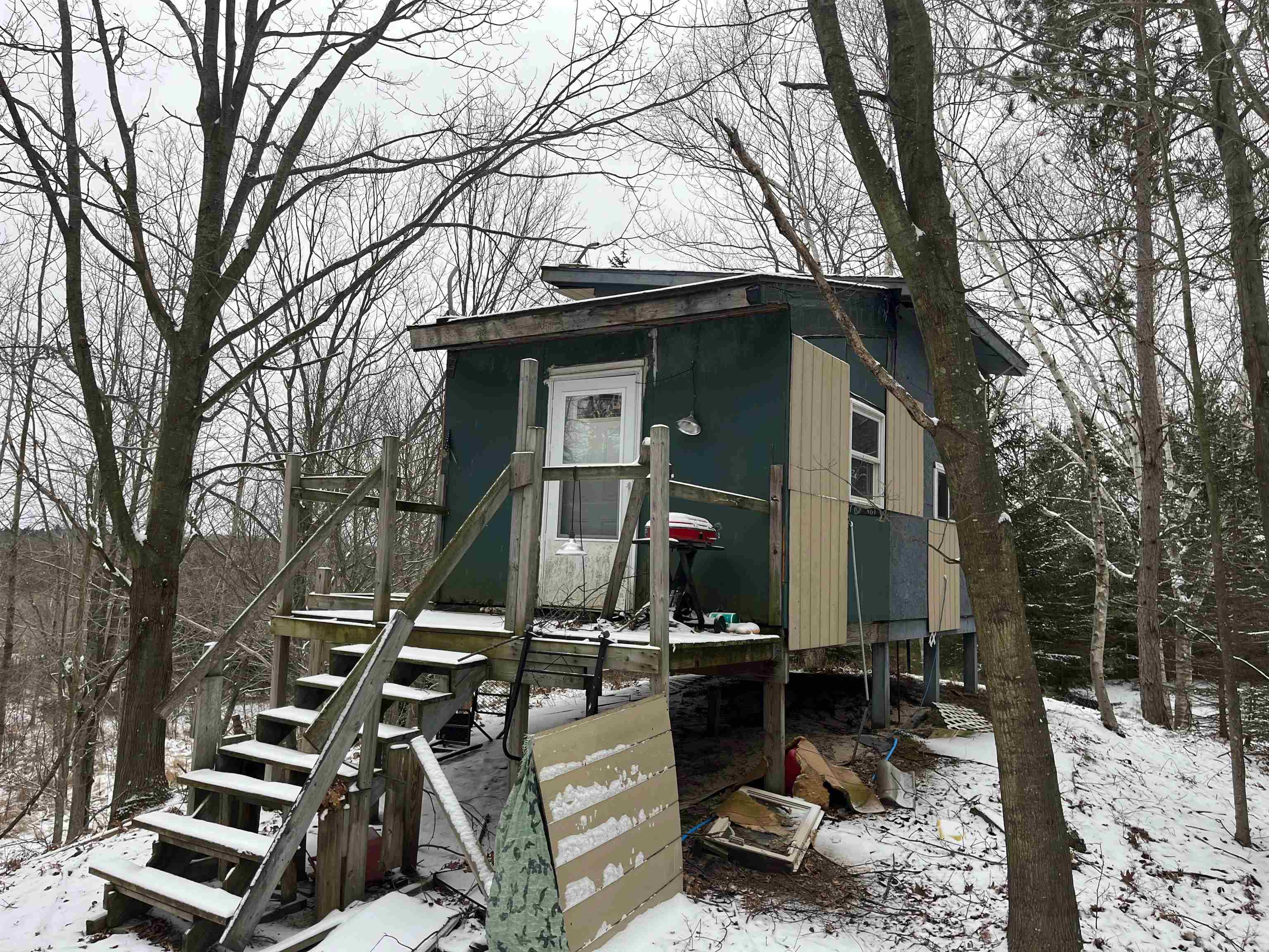 5311 Lakeshore Road Manistee, MI 49660 - Photo 19 of 37