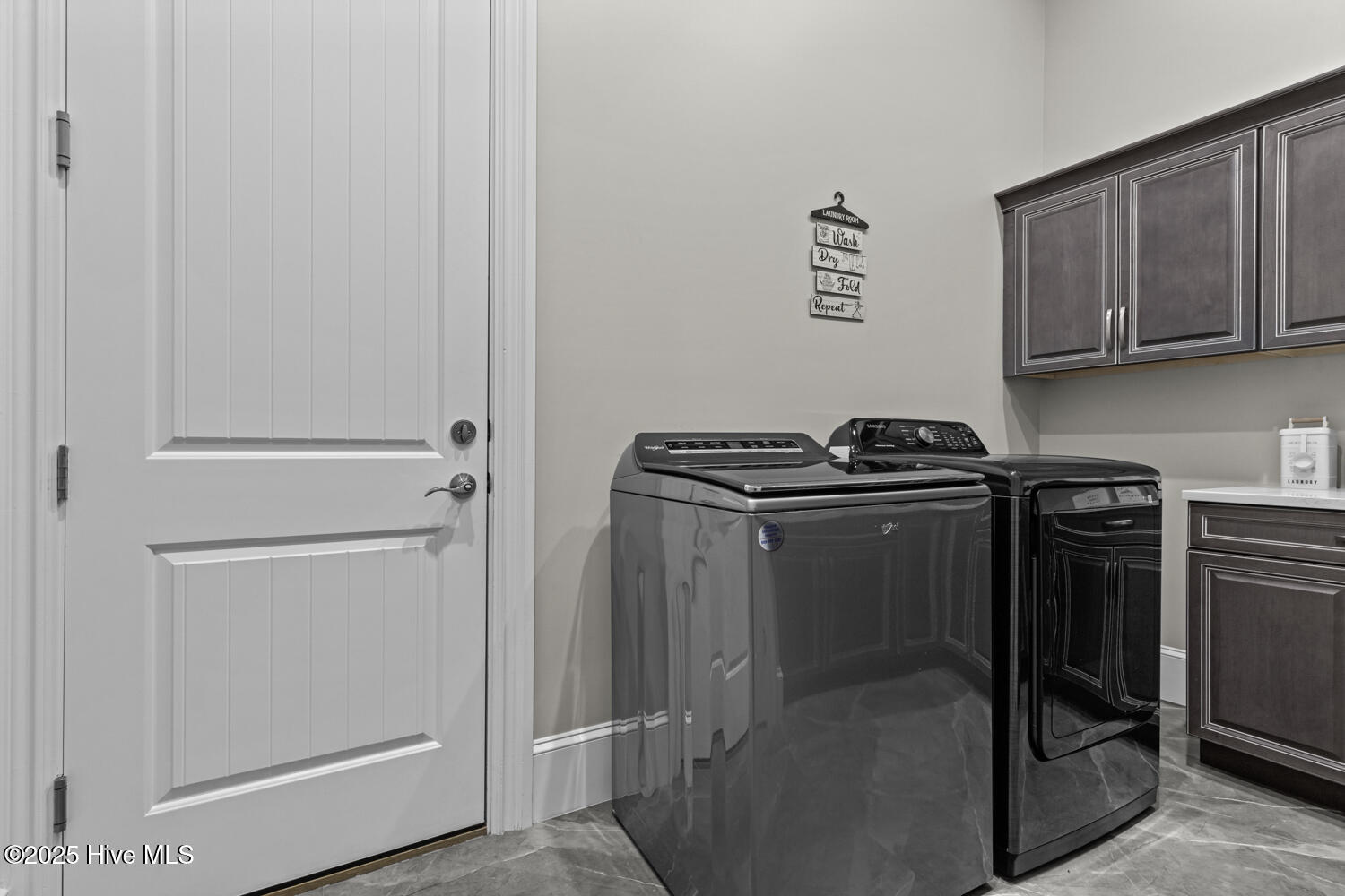 5976 Gum Branch Road Jacksonville, NC 28546 - Photo 56 of 96 Laundry room
