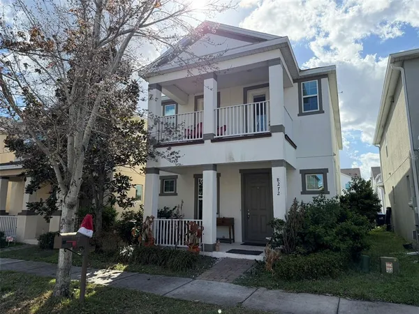 a front view of house with yard