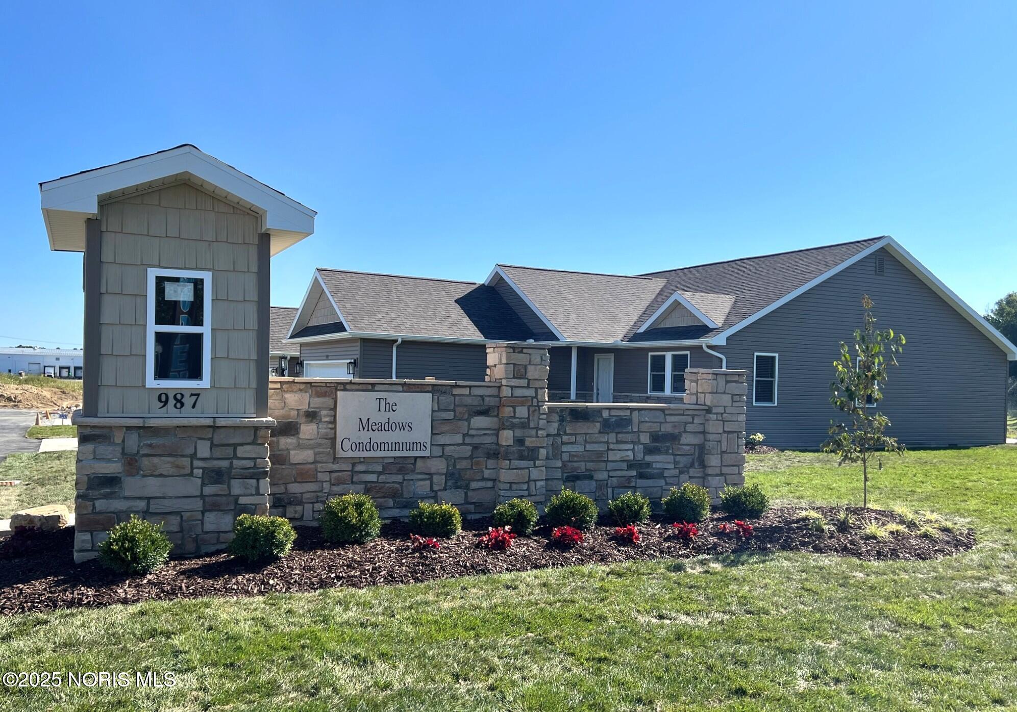 987 Greenbrier Road, Unit 102 Upper Sandusky, OH 43351 - Photo 3 of 27 Condo 2025