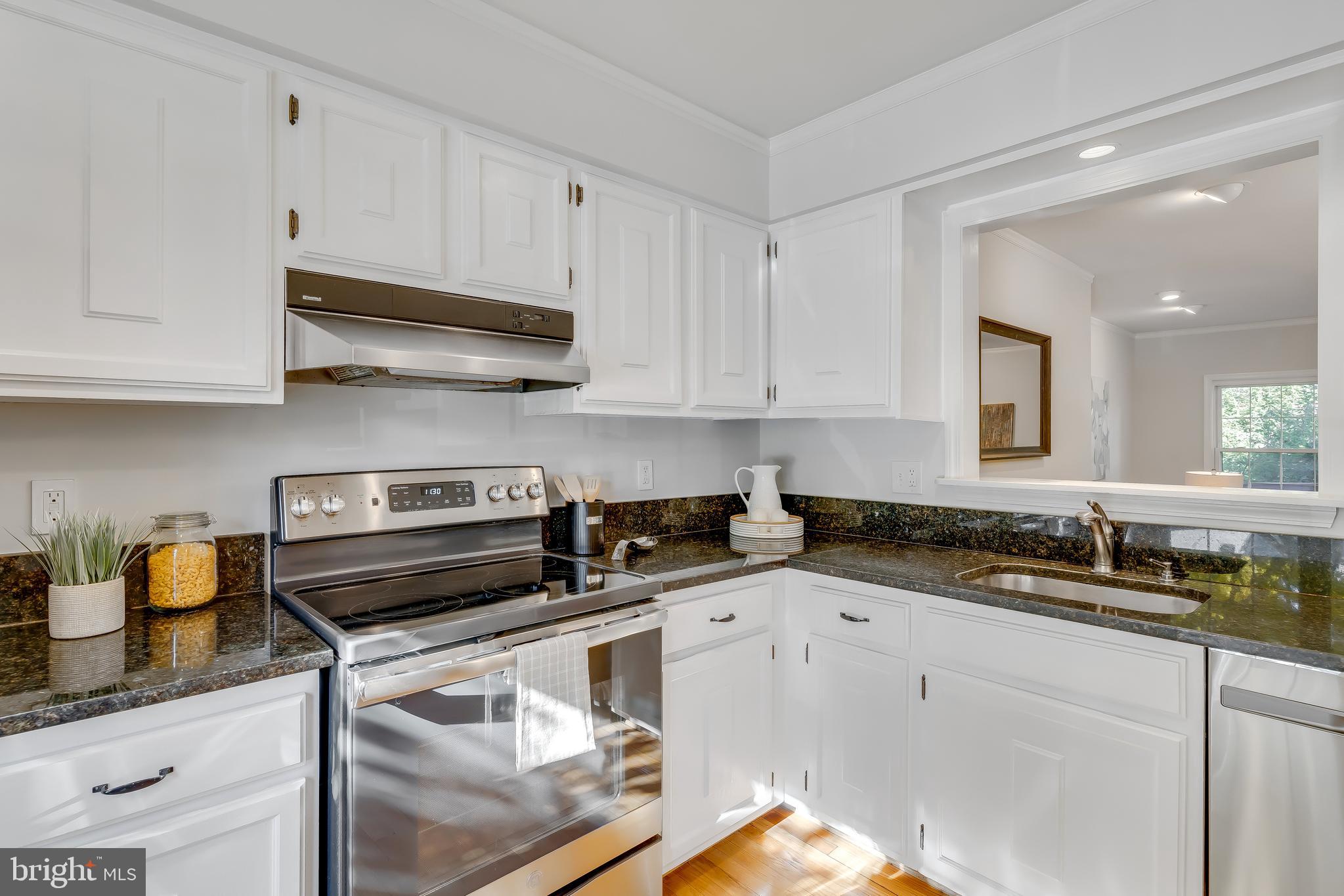 1923 Brightleaf Court Silver Spring, MD 20902 - Photo 12 of 35 Gallery Image 12