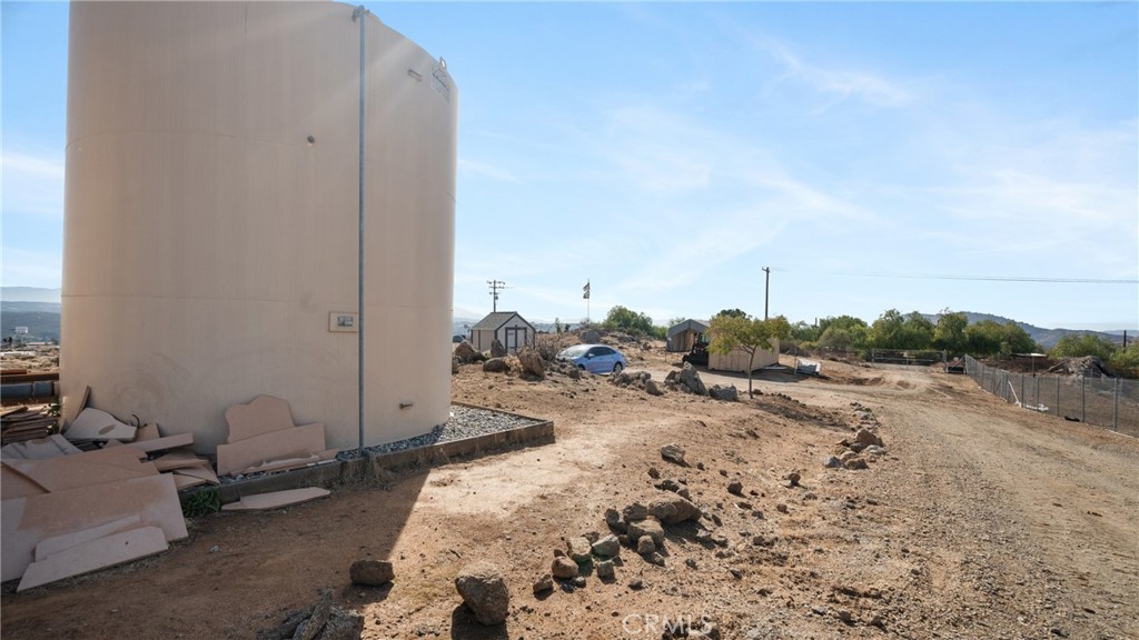 39551 Intrepid Road Temecula, CA 92592 - Photo 26 of 45