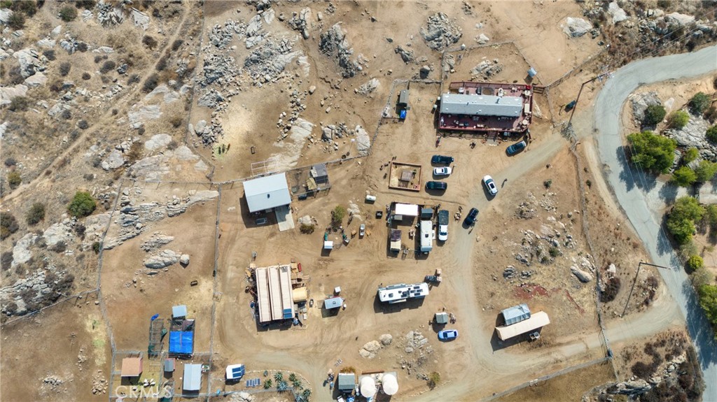 39551 Intrepid Road Temecula, CA 92592 - Photo 33 of 45