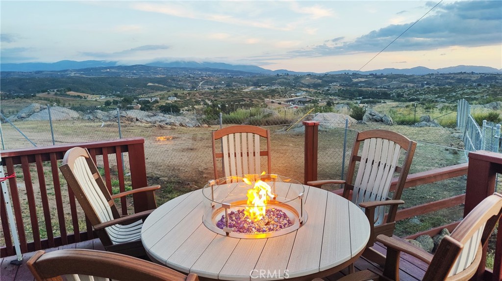 39551 Intrepid Road Temecula, CA 92592 - Photo 4 of 45