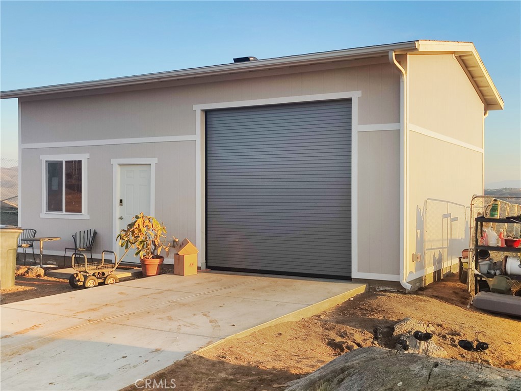 39551 Intrepid Road Temecula, CA 92592 - Photo 8 of 45