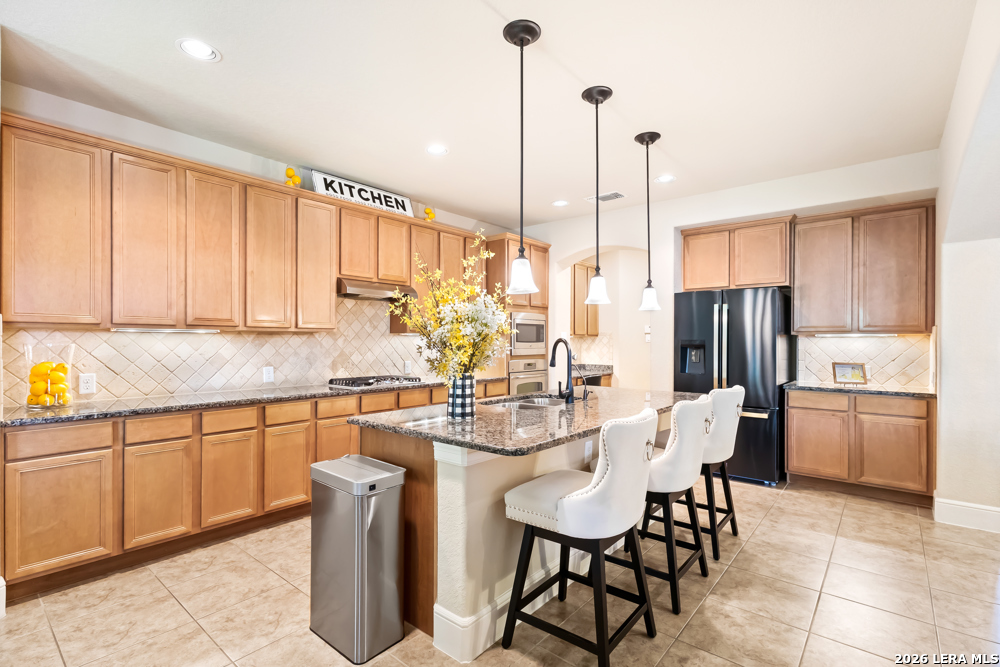 8927 Cimarron Route San Antonio, TX 78255 - Photo 12 of 35
