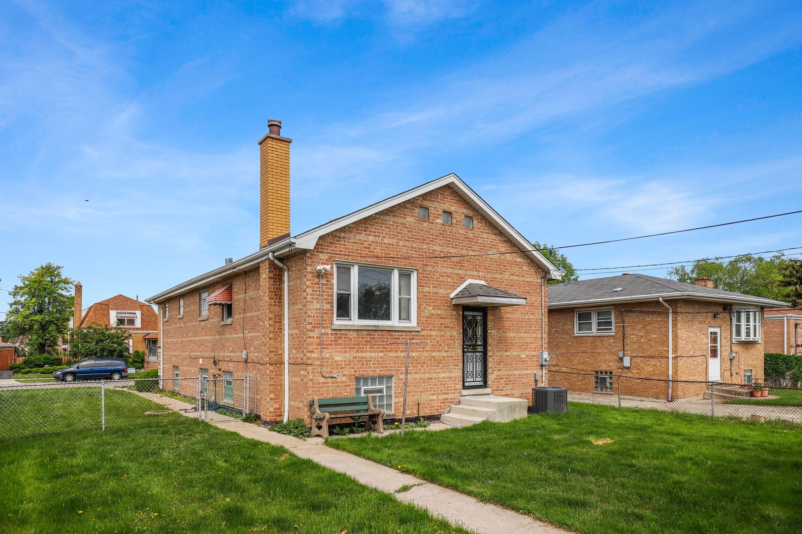 5715 South Monitor Avenue Chicago, IL 60638 - Photo 16 of 18