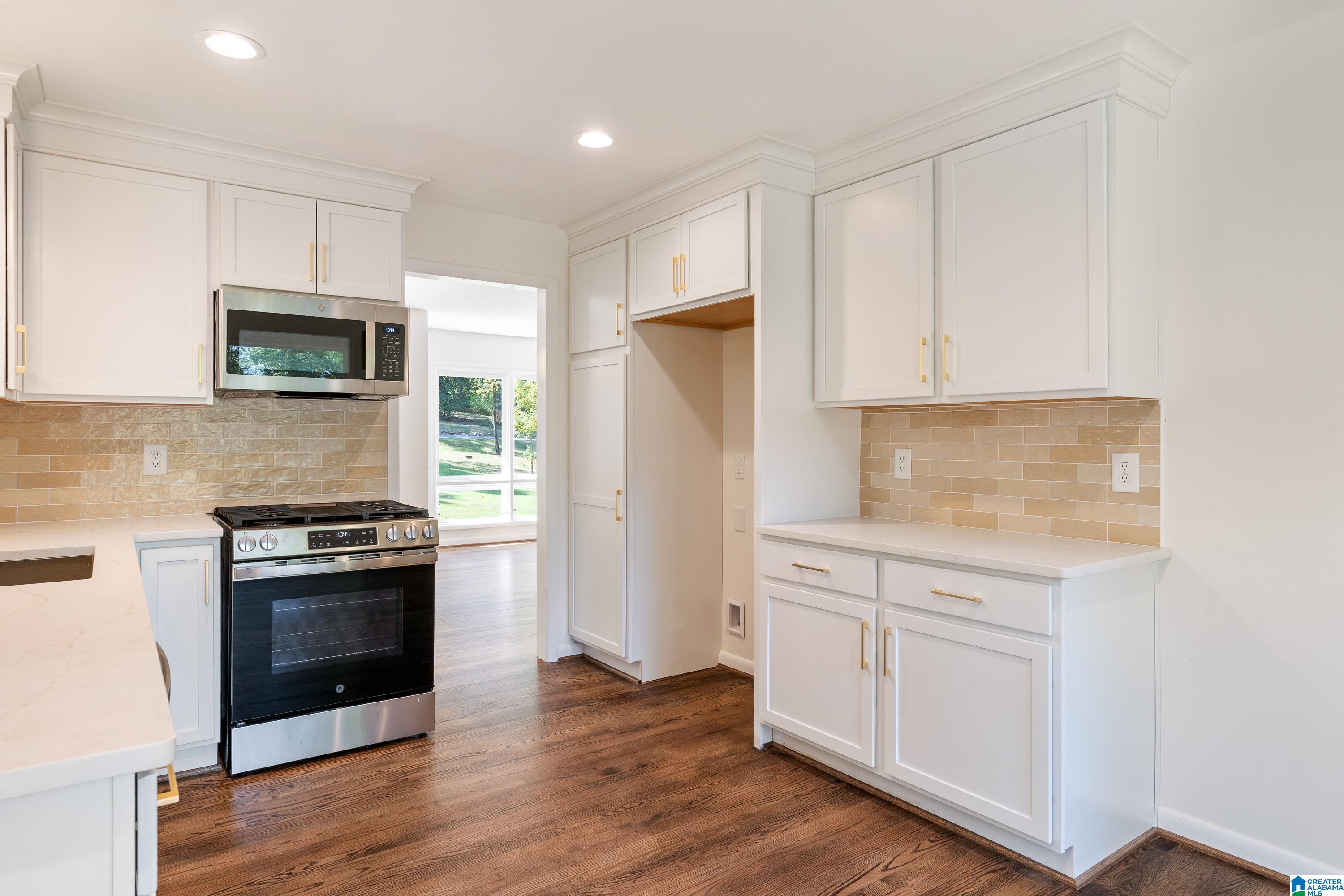 3437 Ridgecrest Drive Birmingham, AL 35216 - Photo 12 of 43