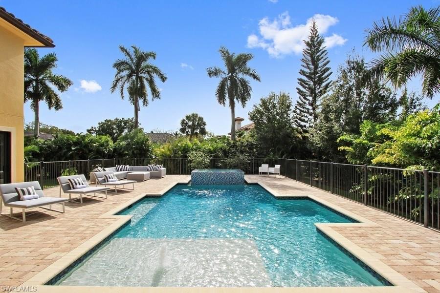 540 Regatta Road Naples, FL 34103 - Photo 1 of 25 Gallery Image 1