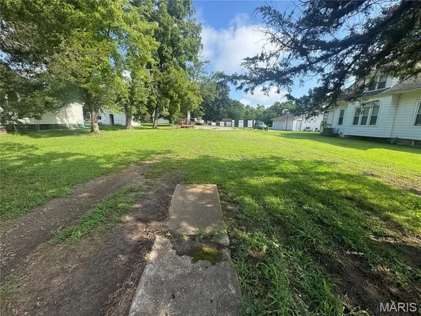 $10,600 | 509 East Main Street, Sparta, IL 62286