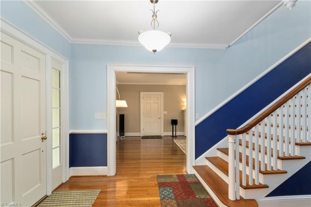 105 Shadow Valley Road High Point, NC 27262 - Photo 3 of 30 Gallery Image 3