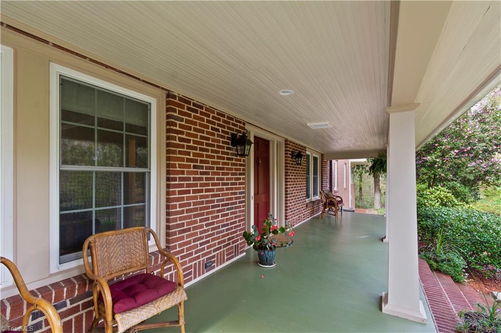 105 Shadow Valley Road High Point, NC 27262 - Photo 21 of 30 Gallery Image 21