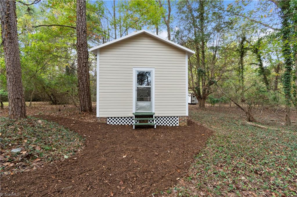 105 Shadow Valley Road High Point, NC 27262 - Photo 26 of 30 Gallery Image 26