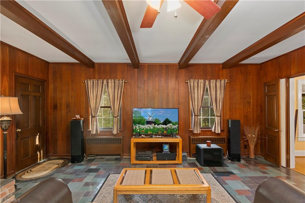 105 Shadow Valley Road High Point, NC 27262 - Photo 8 of 30 Gallery Image 8