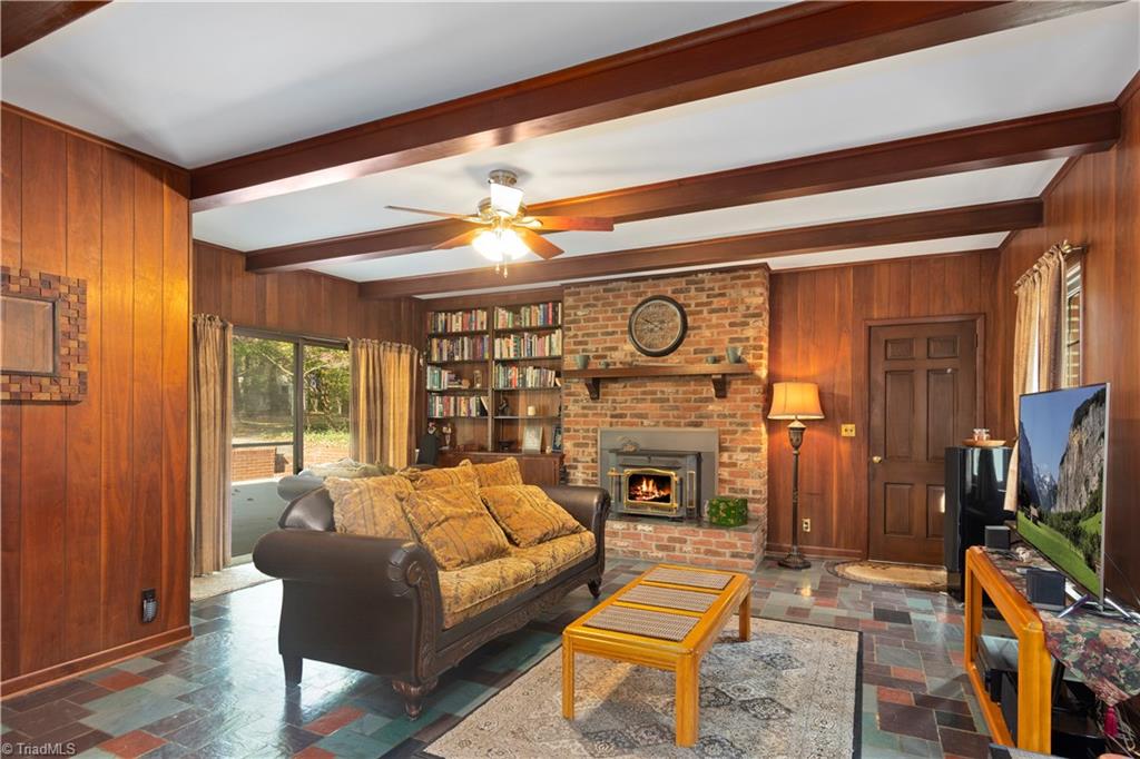 105 Shadow Valley Road High Point, NC 27262 - Photo 9 of 30 Gallery Image 9