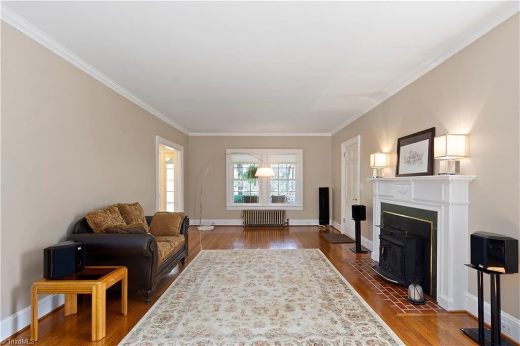 105 Shadow Valley Road High Point, NC 27262 - Photo 10 of 30 Gallery Image 10