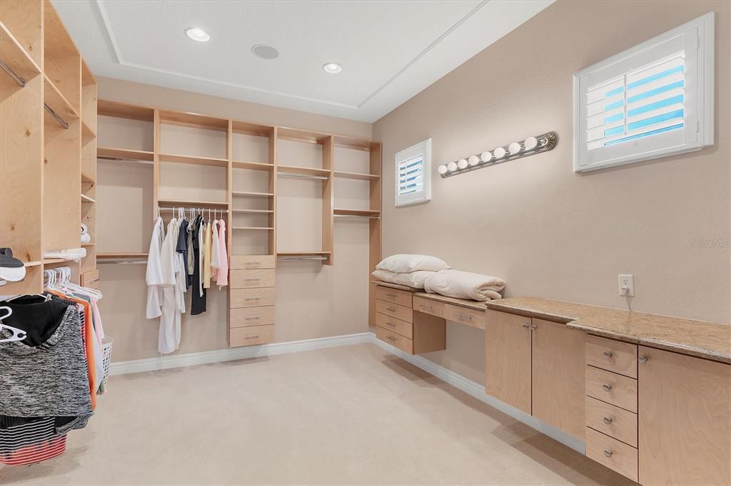 7007 Portmarnock Place Lakewood Ranch, FL 34202 - Photo 36 of 92