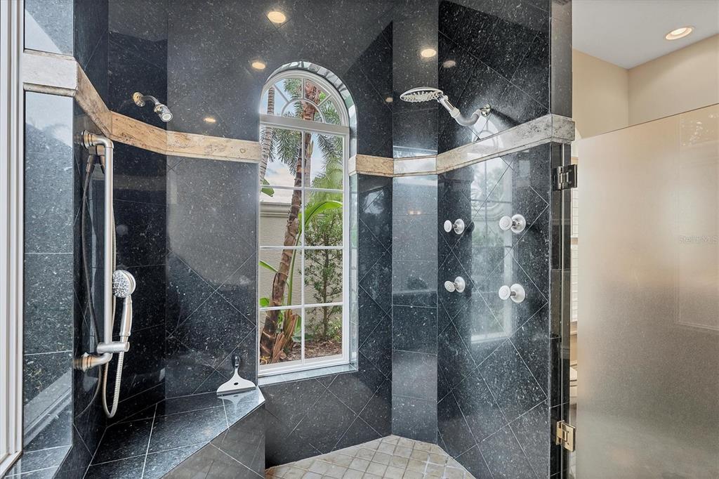 7007 Portmarnock Place Lakewood Ranch, FL 34202 - Photo 39 of 92