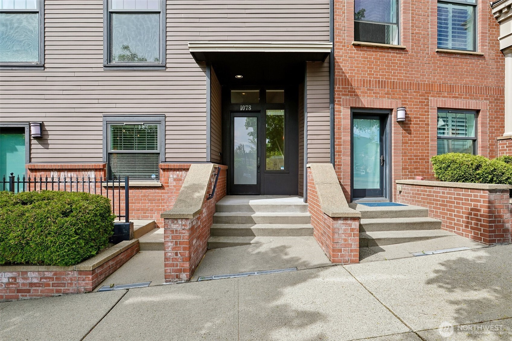 1078 Northeast High Street, Unit 10 Issaquah, WA 98029 - Photo 2 of 34
