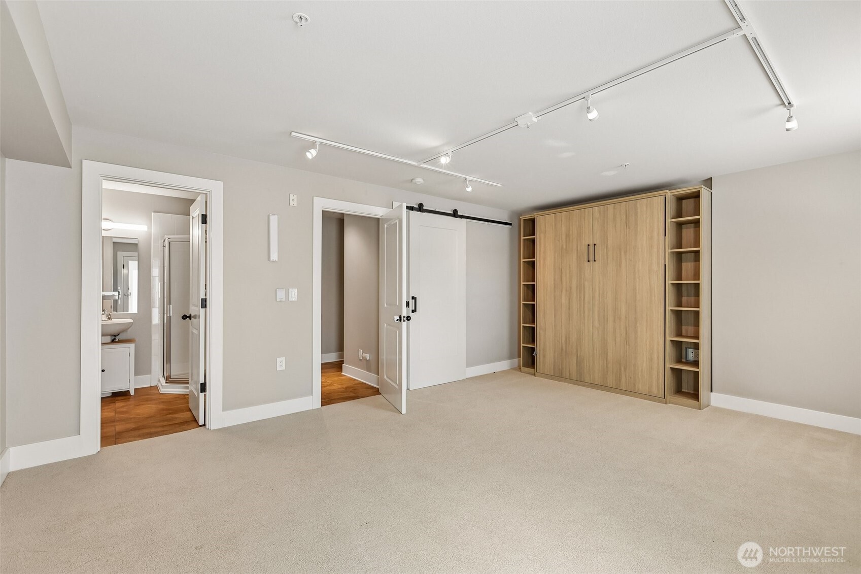 1078 Northeast High Street, Unit 10 Issaquah, WA 98029 - Photo 30 of 34