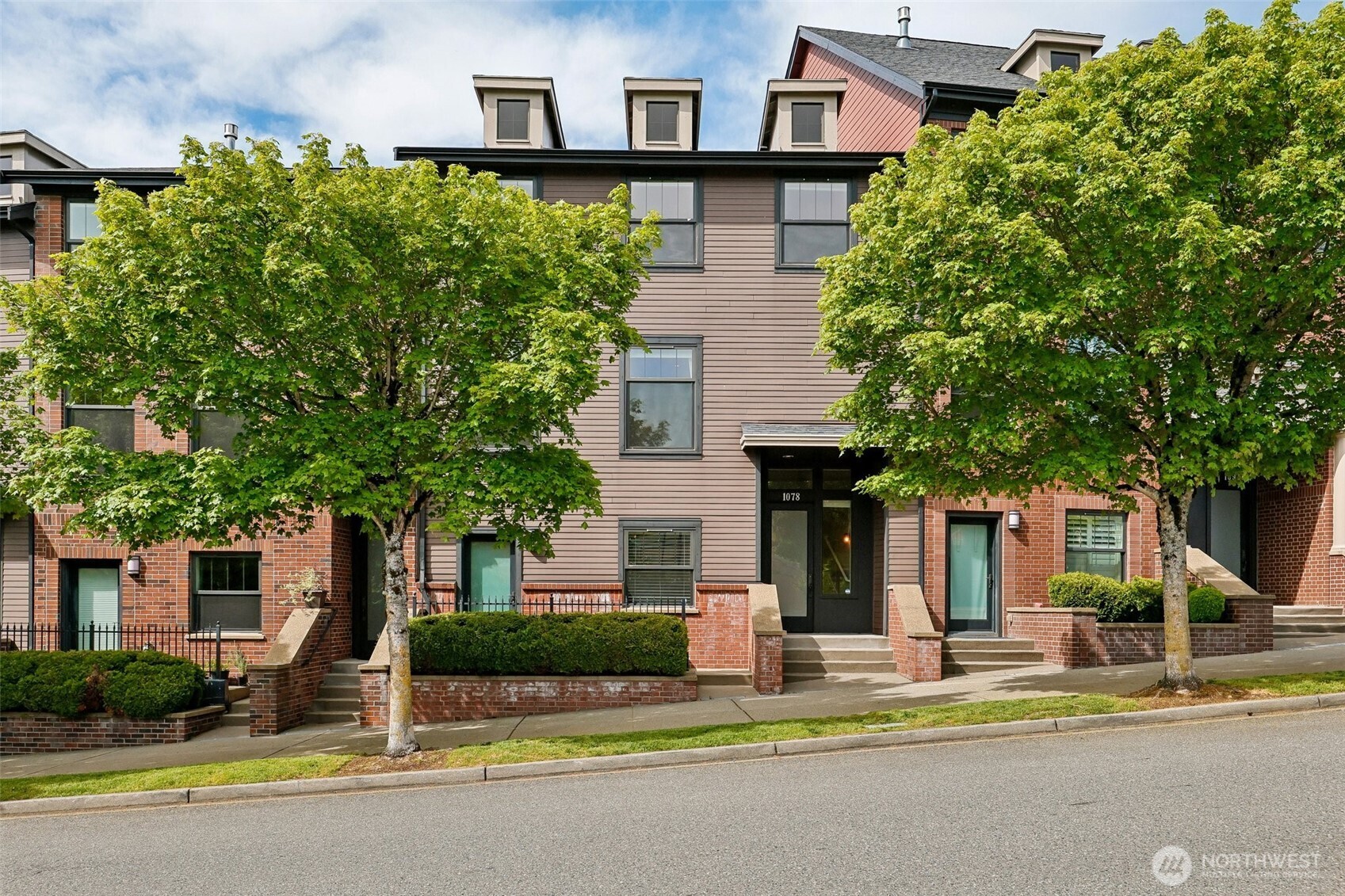 1078 Northeast High Street, Unit 10 Issaquah, WA 98029 - Photo 34 of 34