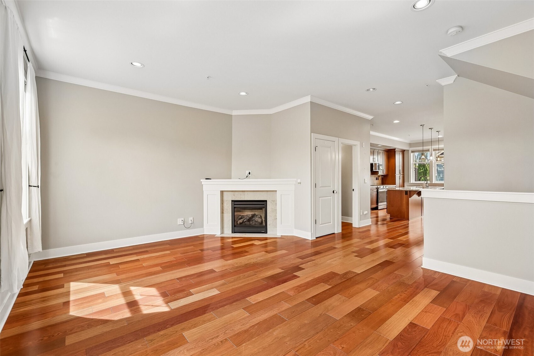 1078 Northeast High Street, Unit 10 Issaquah, WA 98029 - Photo 5 of 34