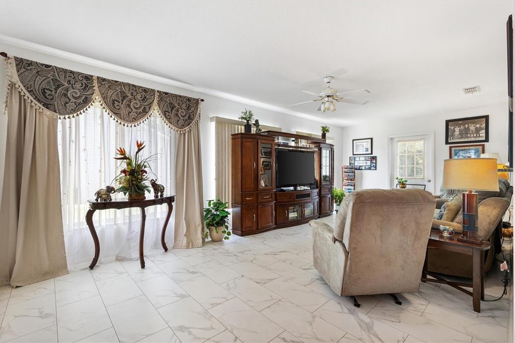 9498 Southeast 174th Loop Summerfield, FL 34491 - Photo 15 of 44