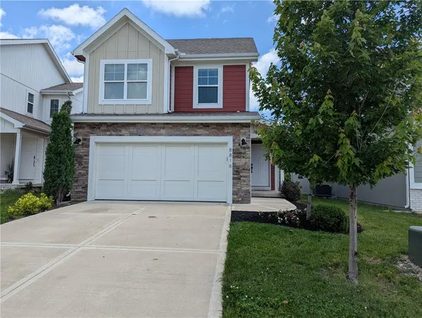 $349,000 | 8816 Southwest 9th Street, Blue Springs, MO 64064