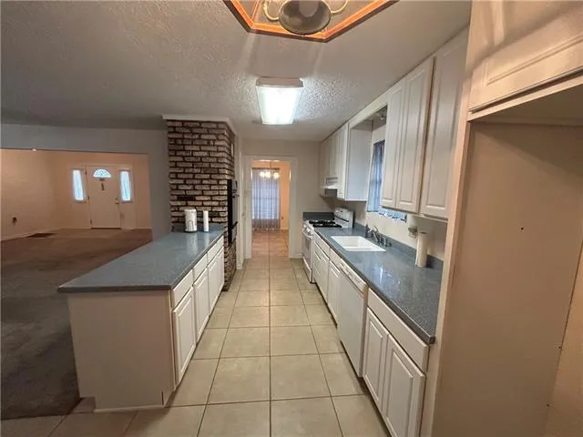 $274,000 | 4908 Pike Drive, Metairie, LA 70003