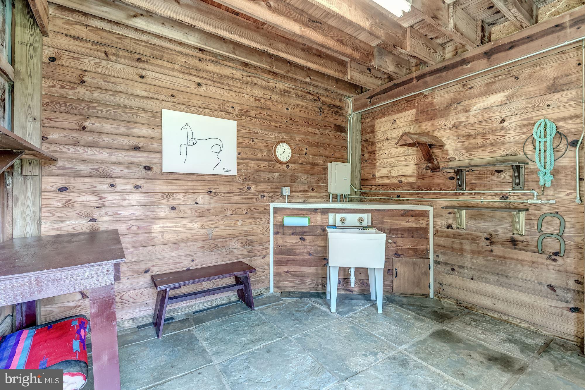 23009 Cobb House Road Middleburg, VA 20117 - Photo 37 of 50 Tack room w hot/cold water