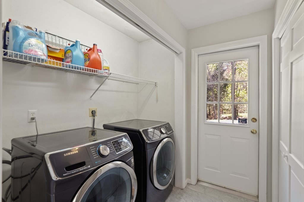 10 Woodfield Road Acton, MA 01720 - Photo 15 of 42 Gallery Image 15