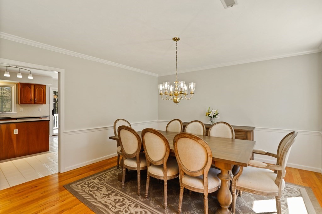 10 Woodfield Road Acton, MA 01720 - Photo 5 of 42 Gallery Image 5