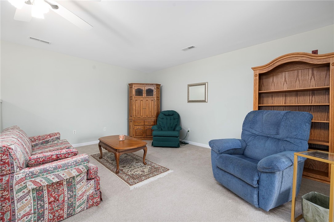 217 Rolling Hill Road, Unit 217 Portsmouth, RI 02871 - Photo 28 of 49