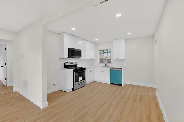 $268,900 | 930 Shawnee Trace, Grand Prairie, TX 75051