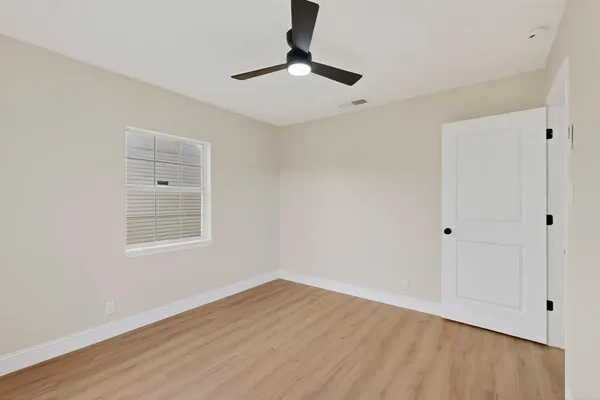 $268,900 | 930 Shawnee Trace, Grand Prairie, TX 75051