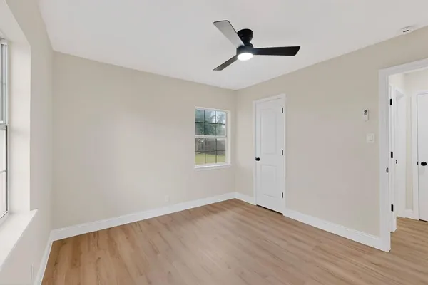 $268,900 | 930 Shawnee Trace, Grand Prairie, TX 75051