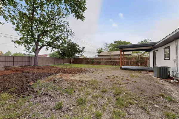 $268,900 | 930 Shawnee Trace, Grand Prairie, TX 75051